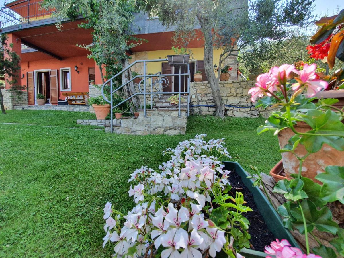Апартаменти Casa Valenti Бренцоне-суль-Гарда Екстер'єр фото