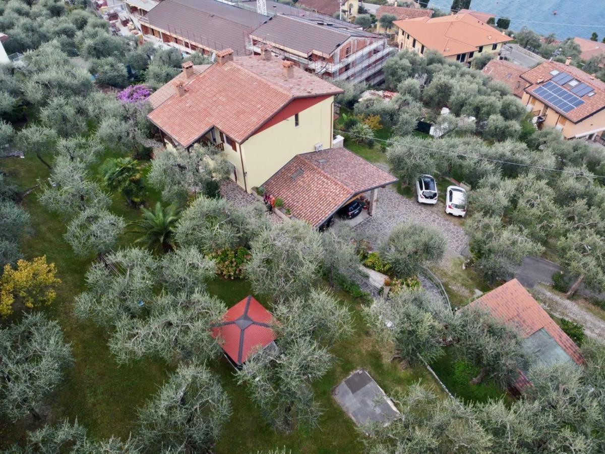 Апартаменти Casa Valenti Бренцоне-суль-Гарда Екстер'єр фото
