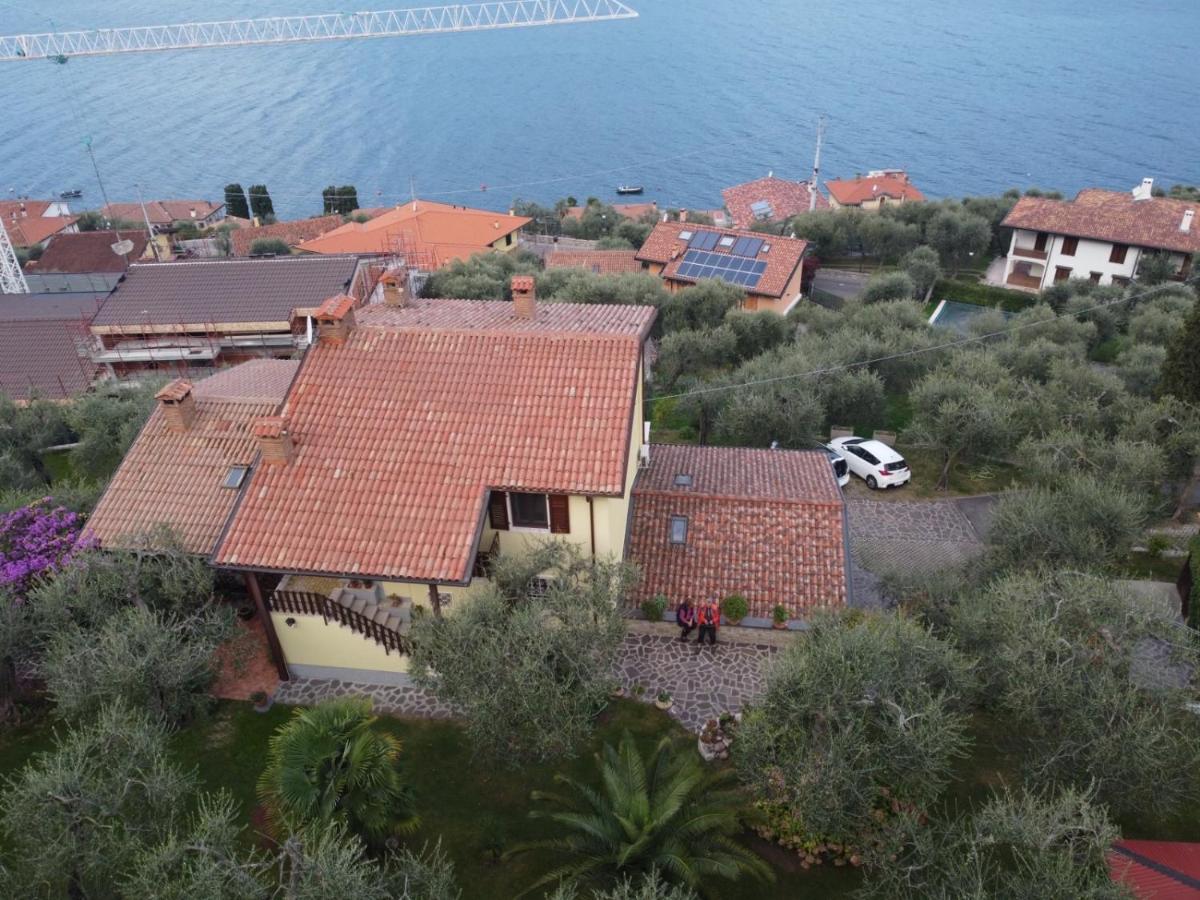 Апартаменти Casa Valenti Бренцоне-суль-Гарда Екстер'єр фото