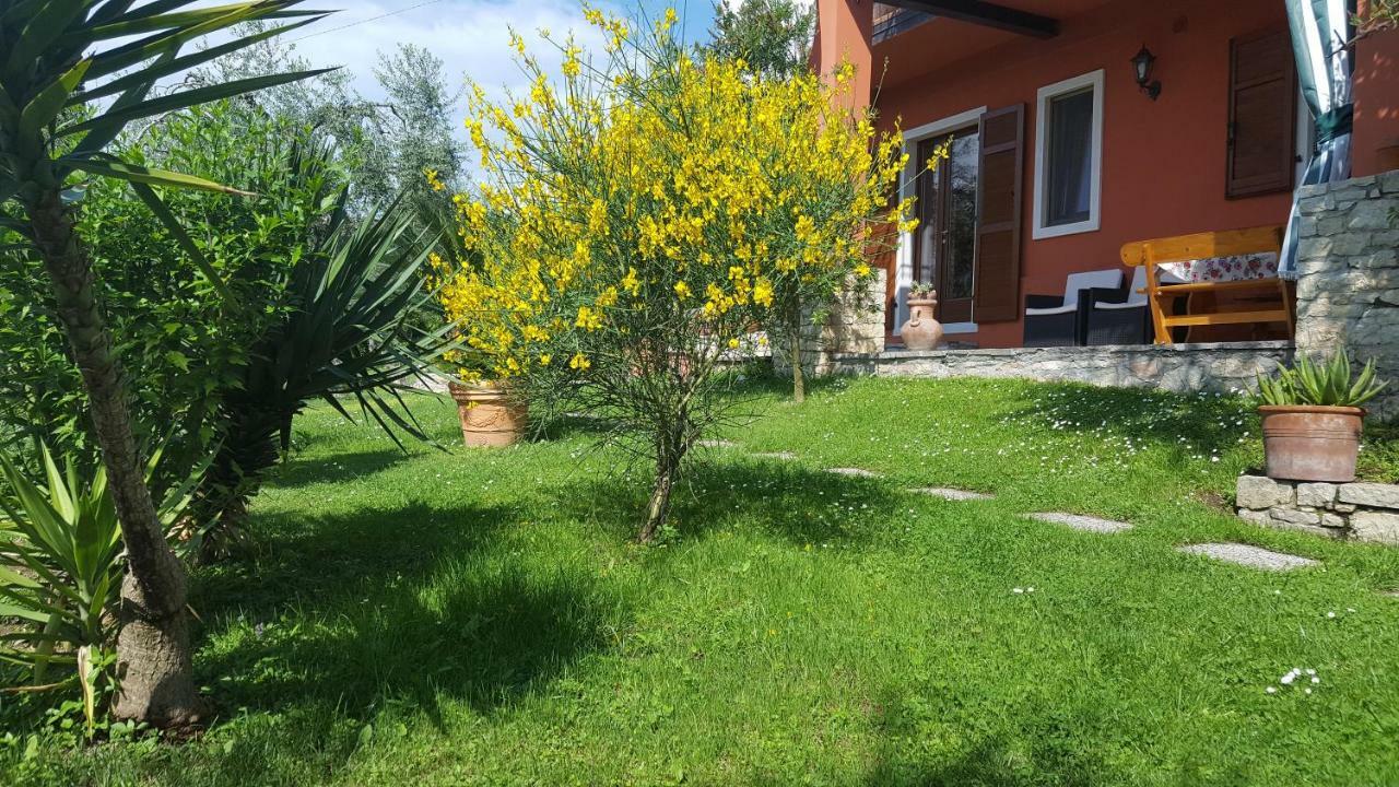 Апартаменти Casa Valenti Бренцоне-суль-Гарда Екстер'єр фото